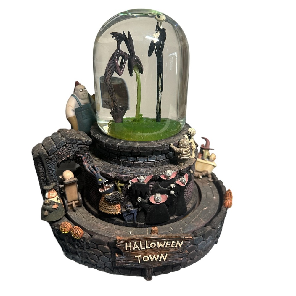 Sold - Halloweentown Musical Snowglobe NBC